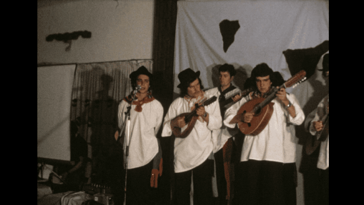Actuación de la Rondalla Tinguafaya en VIDEOS 